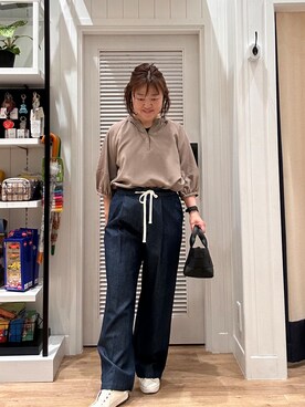 「Dessin（デッサン）の【洗える】スキッパーライトブラウス（シャツ/ブラウス、ベージュ系）」を使った、aikichi0705さん（レディース）の春コーディネート