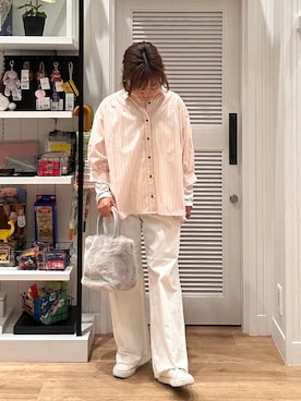 「Dessin（デッサン）のコットンナイロン ペインターパンツ（その他パンツ、ホワイト系）」を使った、aikichi0705さん（レディース）の夏コーディネート