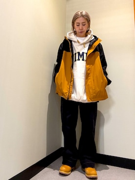 「Timberland（ティンバーランド）のフーディー ユニセックス（パーカー、ホワイト系）」を使った、makoさん（レディース・153cm）の秋コーディネート