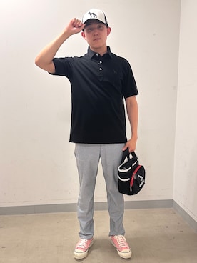 「adabat（アダバット）の【ADABAT NAVY】接触冷感/抗菌防臭/UVカット クールデオドラントジャージ 半袖ポロシャツ（ポロシャツ、ブラック系）」を使った、西岡琉偉さんの夏コーディネート