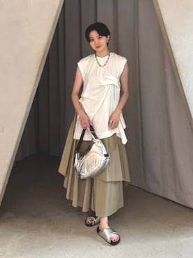 「UN3D.（アンスリード）のASYMMETRY WAVE SANDAL（Sandals、シルバー系）」を使った、YUUKIさん（レディース・161cm）の夏コーディネート