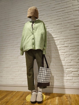 「one'sterrace（ワンズテラス）の◆【あったか】フェイクファートーク風 ニットワッチ（ニットキャップ/ビーニー、ベージュ系）」を使った、yuri5909さん（レディース）の冬コーディネート