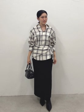 「GALENA（LOUNGEDRESS）（ガレナ）のアイテム」を使った、RUNAさん（レディース・157cm）の秋コーディネート