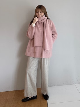「UNTITLED（アンタイトル）の【マフラー付き/ゆったり】リバーコート（ノーカラーコート、ピンク系）」を使った、sayaさんの秋コーディネート