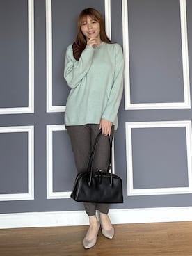 「UNTITLED（アンタイトル）のカシミヤリラックスニット（ニット/セーター、グリーン系）」を使った、sayaさんの秋コーディネート
