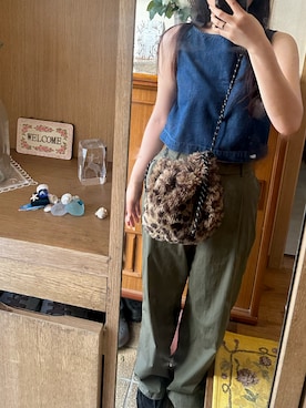 「searoomlynnのアイテム（チノパンツ、グリーン系）」を使った、萌さん（レディース・165cm）の夏コーディネート