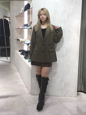 「MURUA（ムルーア）のアイテム」を使った、上竹七咲さん（レディース・152cm）の秋コーディネート