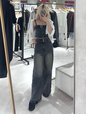 「MURUA（ムルーア）のアイテム（トップス）」を使った、上竹七咲さん（レディース・152cm）の春コーディネート