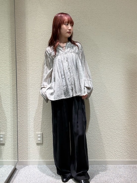 「かぐれ（カグレ）のピグメントダイピンタックブラウス（シャツ/ブラウス、グレー系）」を使った、neneさん（レディース・158cm）の夏コーディネート