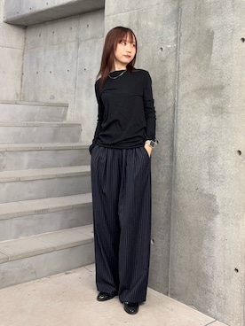 「URBAN RESEARCH（アーバンリサーチ）のTHYARD ハイゲージカットソー（Tシャツ/カットソー、ブラック系）」を使った、neneさん（レディース・158cm）の秋コーディネート