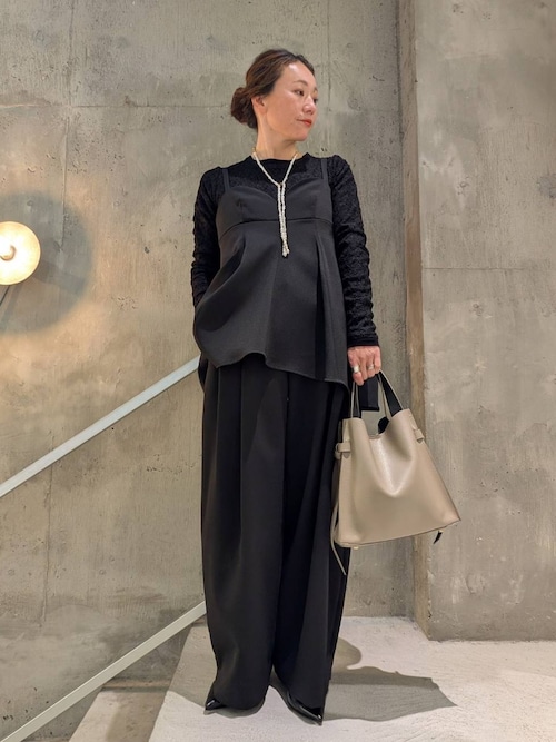 HARDY NOIR（アルディーノアール）の「ダブルクロスビスチェ（シャツ