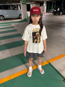 「Supreme （シュプリーム）のアイテム」を使った、HANさん（キッズ・132cm）の夏コーディネート
