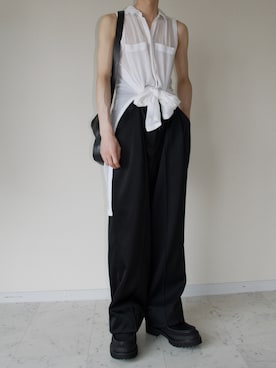 「HELMUT LANG（ヘルムートラング）のアイテム（トップス）」を使った、橋本さん（メンズ・174cm）の夏コーディネート