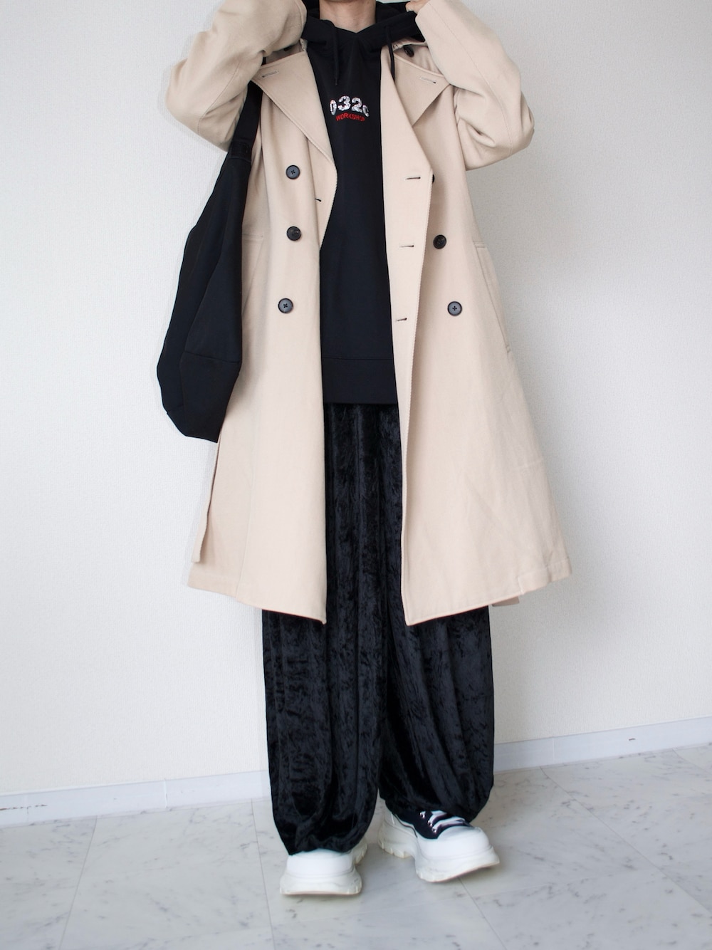 DRESSEDUNDRESSEDのトレンチコートを使った人気ファッション