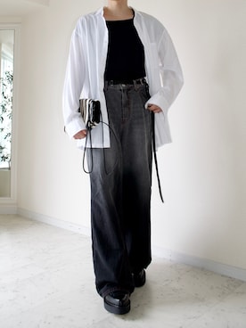 「JW Anderson（ジェイダブリューアンダーソン）のアイテム（トップス）」を使った、橋本さん（メンズ・174cm）の秋コーディネート