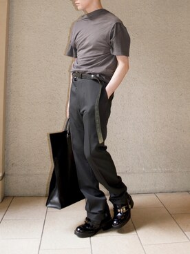 「HELMUT LANG（ヘルムートラング）のアイテム（トップス）」を使った、橋本さん（メンズ・174cm）の夏コーディネート