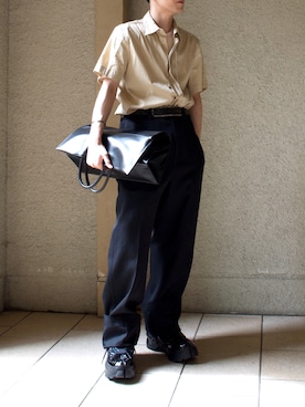 「HELMUT LANG（ヘルムートラング）のアイテム（トップス）」を使った、橋本さん（メンズ・174cm）の夏コーディネート