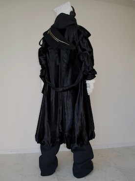 「032c（ゼロスリーツーシー）のアイテム（トップス）」を使った、橋本さん（メンズ・174cm）の冬コーディネート