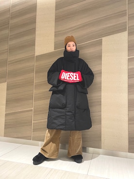 「DIESEL（ディーゼル）のアイテム（その他アウター）」を使った、にんさん（レディース・165cm）の秋コーディネート