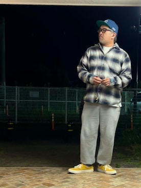 「アイテム（スウェットパンツ、グレー系）」を使った、gottusoさん（メンズ・179cm）の秋コーディネート