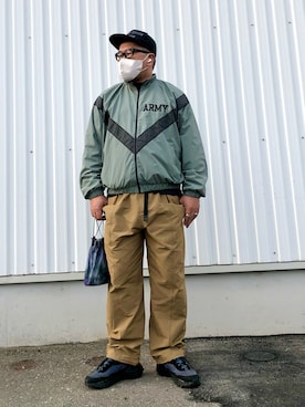 「春服デビュー宣言」｜「アイテム（ナイロンジャケット）」を使った、gottusoさん（メンズ・179cm）の春コーディネート