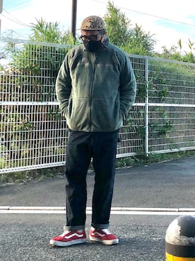 「オールドスクール」｜「アイテム（ミリタリージャケット）」を使った、gottusoさん（メンズ・179cm）の秋コーディネート