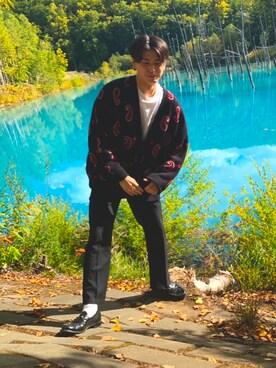 「WHITELAND（ホワイトランド）のアイテム（カーディガン/ボレロ）」を使った、なおきさん（メンズ・182cm）の春コーディネート