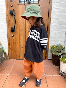 「Gramicci（グラミチ）のアイテム（ハット）」を使った、anjiさん（キッズ・110cm）の夏コーディネート