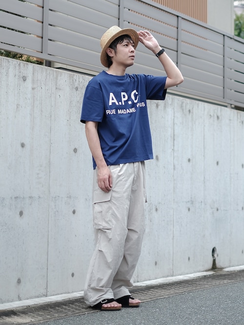 よじ【頑張らない40代コーデ】さんのコーディネート