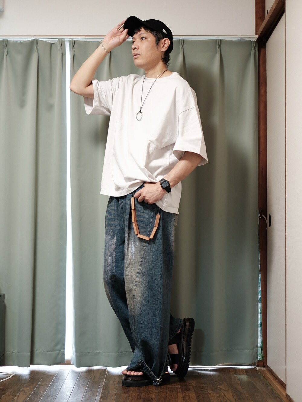 HARE（ハレ）の「バックルシャークサンダル(HARE)（サンダル