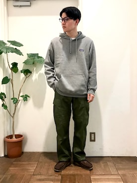 「アイテム（モカシン/デッキシューズ、ブラウン系）」を使った、ゆーとさん（メンズ・177cm）の冬コーディネート