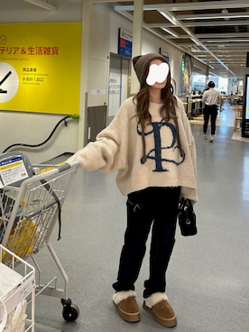 「ロゴニット」｜「アイテム（ニットキャップ/ビーニー）」を使った、Rie_eさん（レディース・154cm）の冬コーディネート