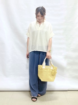 「SHOO・LA・RUE（シューラルー）の【体型カバー/洗濯機可】インせず着られる スキッパー裾リボンブラウス（Shirts、ホワイト系）」を使った、*Yui*さん（レディース・151cm）の夏コーディネート