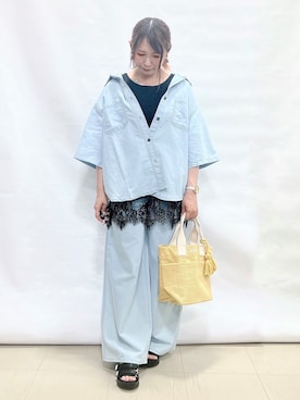 「SHOO・LA・RUE（シューラルー）の【セットアップ可/S-LL】ライトオンスデニム 5分袖シャツ（Shirts、ブルー系）」を使った、*Yui*さん（レディース・151cm）の夏コーディネート