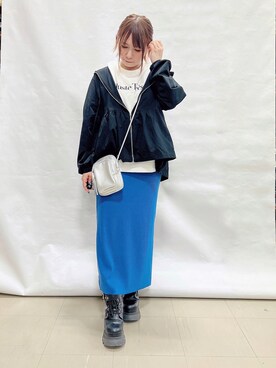 「SHOO・LA・RUE（シューラルー）の【ひんやり/S-LL/体型カバー】ペプラムフリルとゴールドパーツが女性らしい UVパーカ（Blouson、ブラック系）」を使った、*Yui*さん（レディース・151cm）の春コーディネート