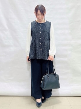 「SHOO・LA・RUE（シューラルー）の【洗濯機可/セットアップ可/S-3L】きちんと楽に。カットジョーゼットワイドパンツ（その他パンツ、ブラック系）」を使った、*Yui*さん（レディース・151cm）の冬コーディネート