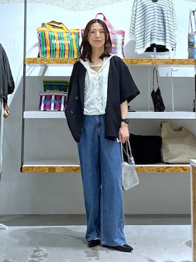 「LEPSIM（レプシィム）のメタルビーズチョーカー　633034（チョーカー、ゴールド系）」を使った、たかね。さん（レディース・170cm）の春コーディネート