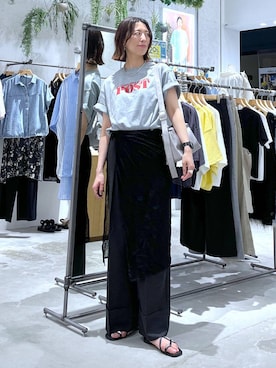 「骨格ナチュラル_LEPSIM」｜「アイテム（パンツ）」を使った、たかね。さん（レディース・170cm）の春コーディネート