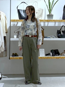「LEPSIM（レプシィム）のガチャベルト　636673（ベルト、ブラウン系）」を使った、たかね。さん（レディース・170cm）の春コーディネート