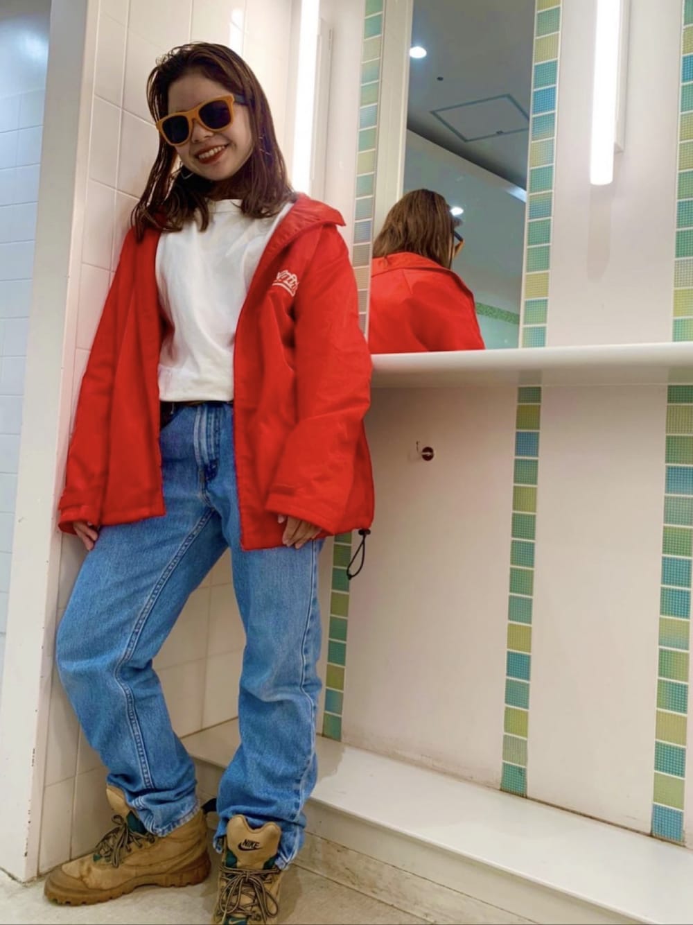 「秋のコーデ、プチプラコーデ、デニムパンツ、休日スタイル、ユニクロ、古着コーデ、プチプラ、未来のWEARISTAプロジェクト」｜「Levi'sのアイテム（デニムパンツ、ブルー系）」を使った、tomi🚀さん（レディース・147cm）の秋コーディネートの1枚目の写真