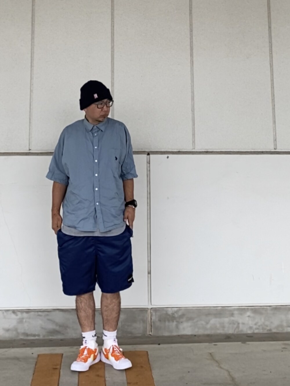 「COOLなこのコが仲間入り、ニット帽、ハーフパンツ、ショートパンツ、NIKE、sacai、ストリート」｜「Have a good timeのアイテム（ニットキャップ/ビーニー、ブルー系）」を使った、＝＝トム＝＝さん（メンズ・174cm）の夏コーディネートの1枚目の写真