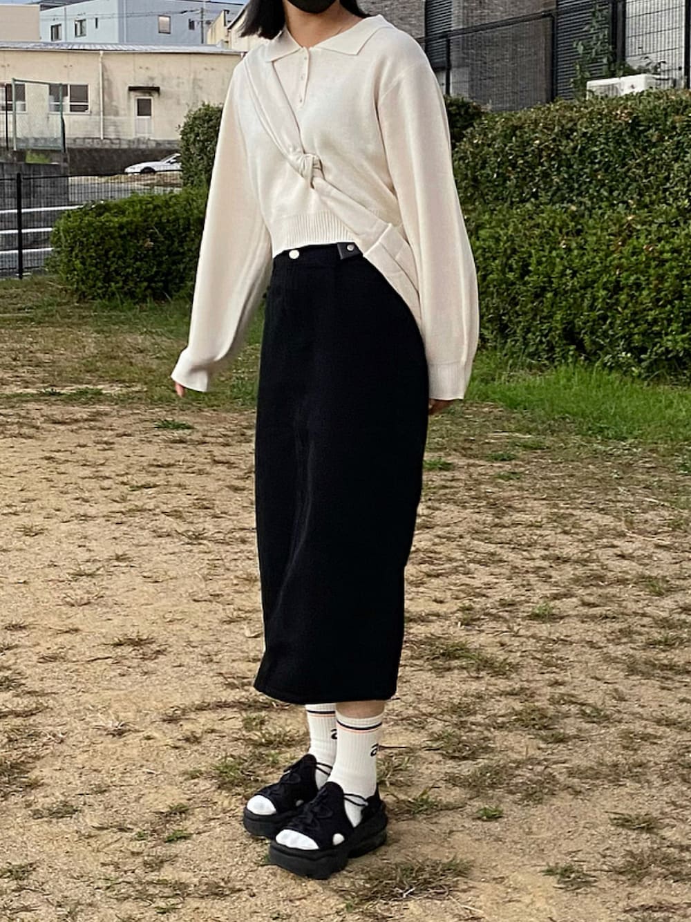 「秋コーデ、シンプルコーデ、オトナ女子、90'sスタイル、プチプラ、ストリート、ラブルック」｜「しまむらのアイテム（ポロシャツ、ホワイト系）」を使った、aicaさん（レディース・162cm）の秋コーディネートの1枚目の写真