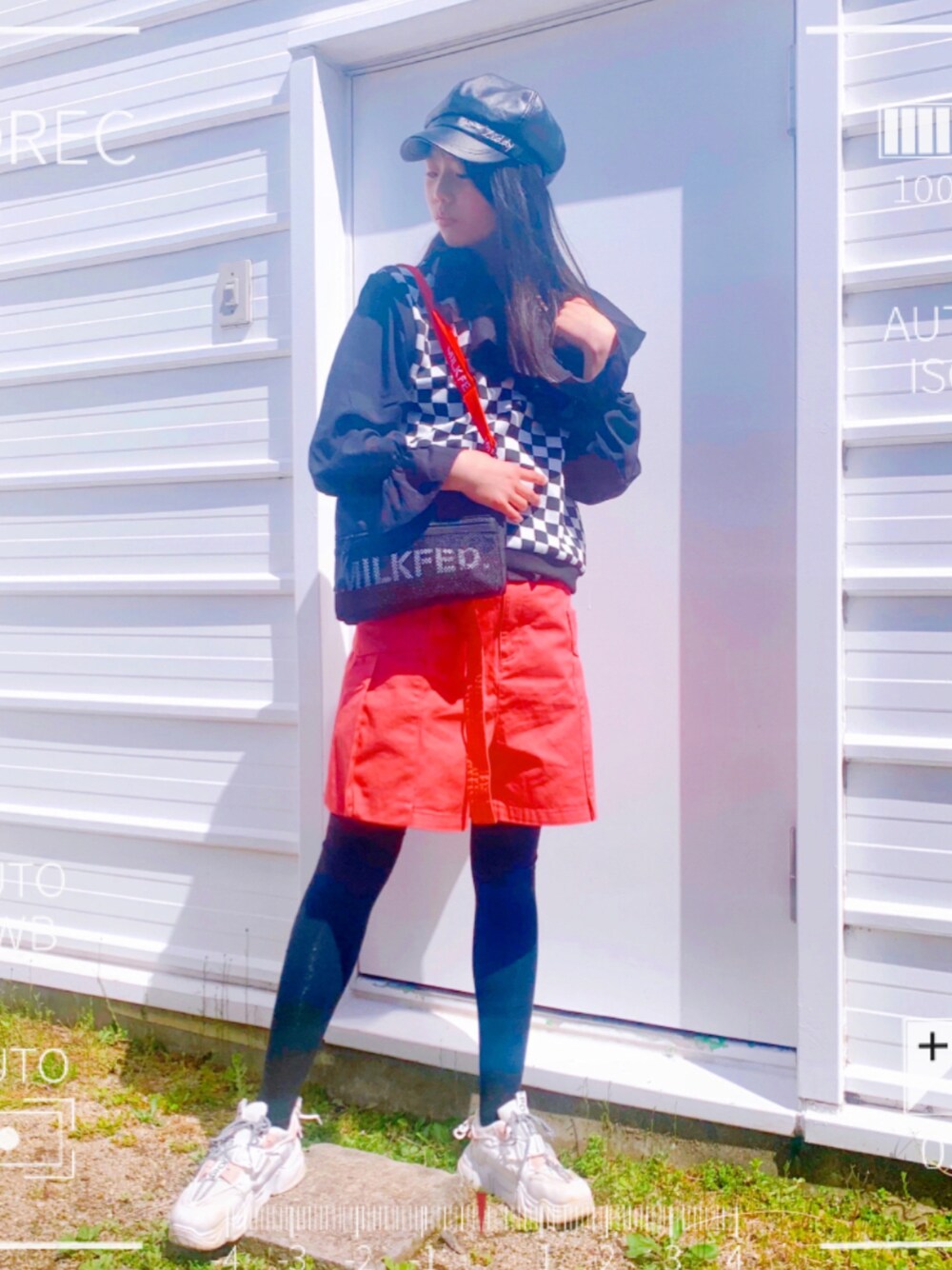 「はじめましてコーデ、休日スタイル、お誕生日コーデ、ブロックチェック、ブラウス、ピンク、MILKFED.、INGNI、ZIDDY、春服みてみて、中学生」｜「INGNIの配色DADハイテクスニーカー（スニーカー、ホワイト系）」を使った、RINKA&REIさん（レディース・157cm）の春コーディネートの1枚目の写真