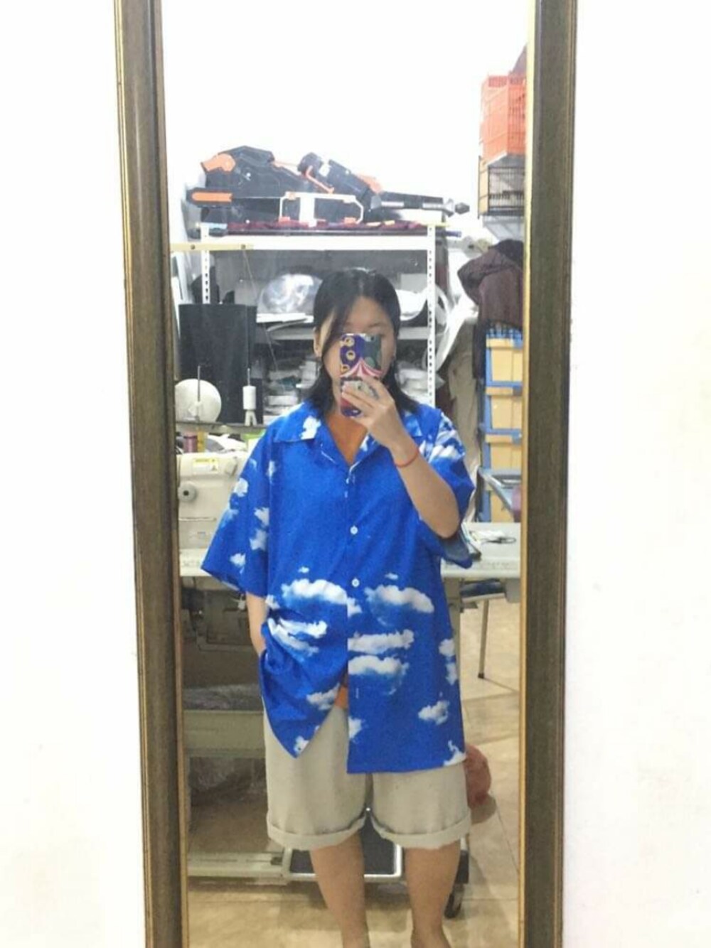 「藍色、蓝色系、blue」｜「no brandのアイテム（シャツ/ブラウス、ブルー系）」を使った、MEATさん（レディース・141cm）の秋コーディネートの1枚目の写真