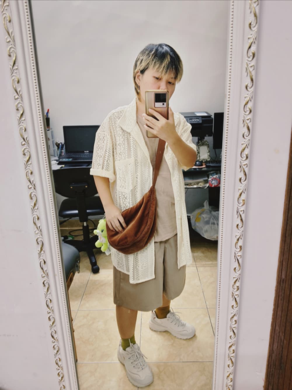 「白、夏、低身長、低身長女子」｜「UNIQLOのアイテム（ショルダーバッグ、ブラウン系）」を使った、MEATさん（レディース・142cm）の夏コーディネートの1枚目の写真
