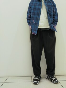 「surt（サート）のアイテム（トップス）」を使った、minamiさん（メンズ・173cm）の春コーディネート