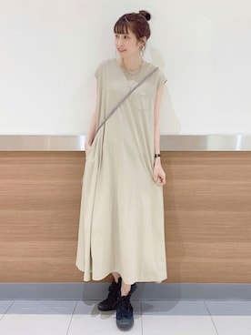 「アイテム（ワンピース/ドレス、ベージュ系）」を使った、❁︎non❁︎さん（レディース・169cm）の夏コーディネート