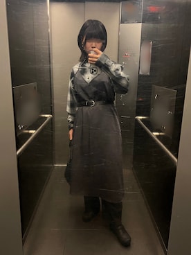 「重ね着ベストシーズン」｜「アイテム（その他シューズ）」を使った、サカダチさん（レディース・165cm）の秋コーディネート