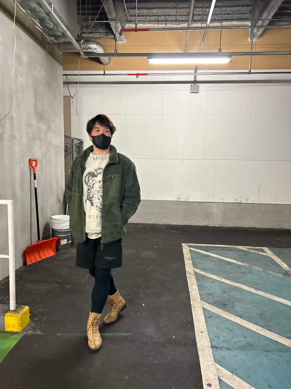 「ミハラヤスヒロ(MIHARAYASUHIRO)、エンジニアードガーメンツ、ENGINEERED GARMENTS for UNIQLO、UNIQLO、SAINT M××××××」｜「Engineered Garmentsのアイテム（その他アウター、グリーン系）」を使った、YMDMさん（メンズ・171cm）の冬コーディネートの1枚目の写真