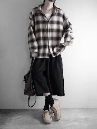 「Clarks(クラークス)の【CLARKS】WALLABEE/ワラビー 26155515(モカシン/デッキシューズ)」を使った、hopeさん(メンズ・168cm)の春コーディネート